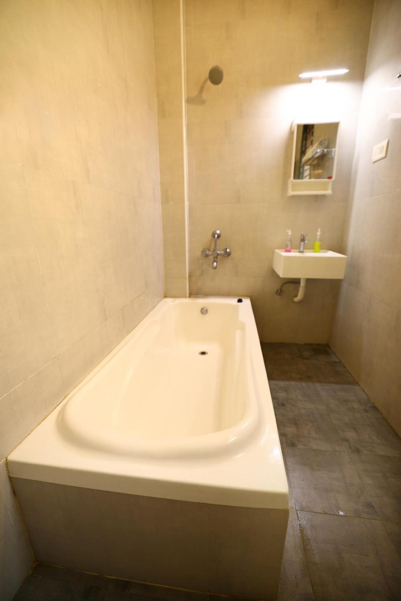 Coco Nest Resort Mamallapuram Esterno foto